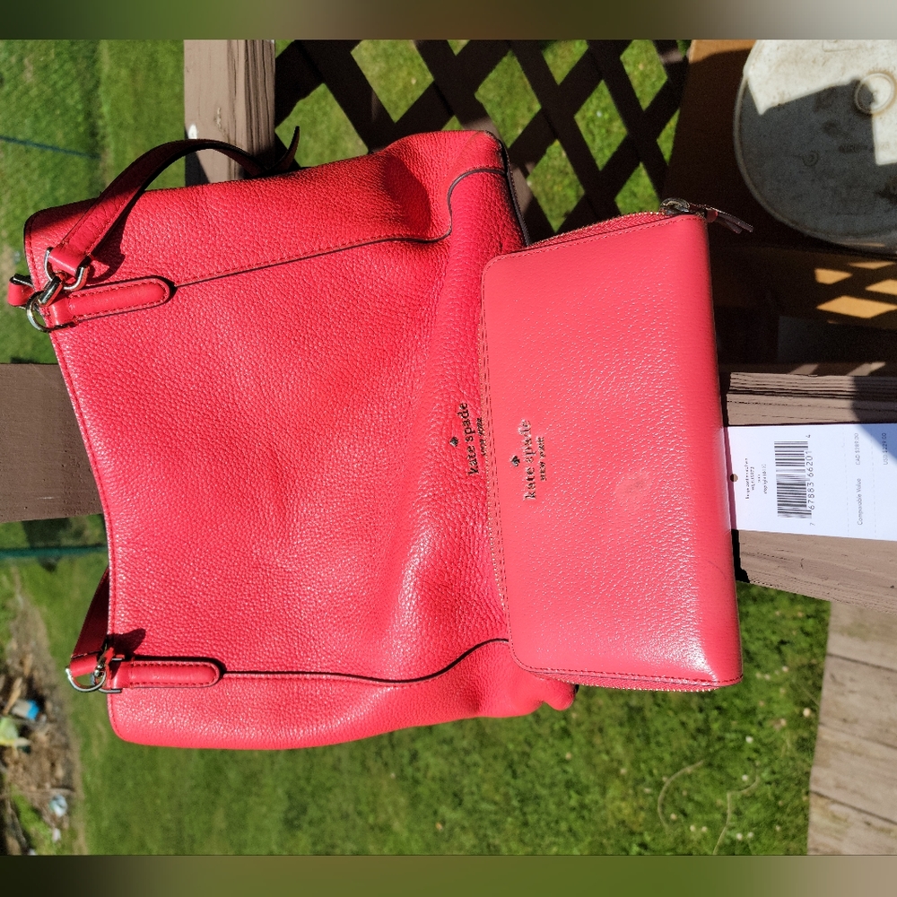 Kate spade Pink / Coral Continental wallet and Pebbled Leather  Purse set Euc